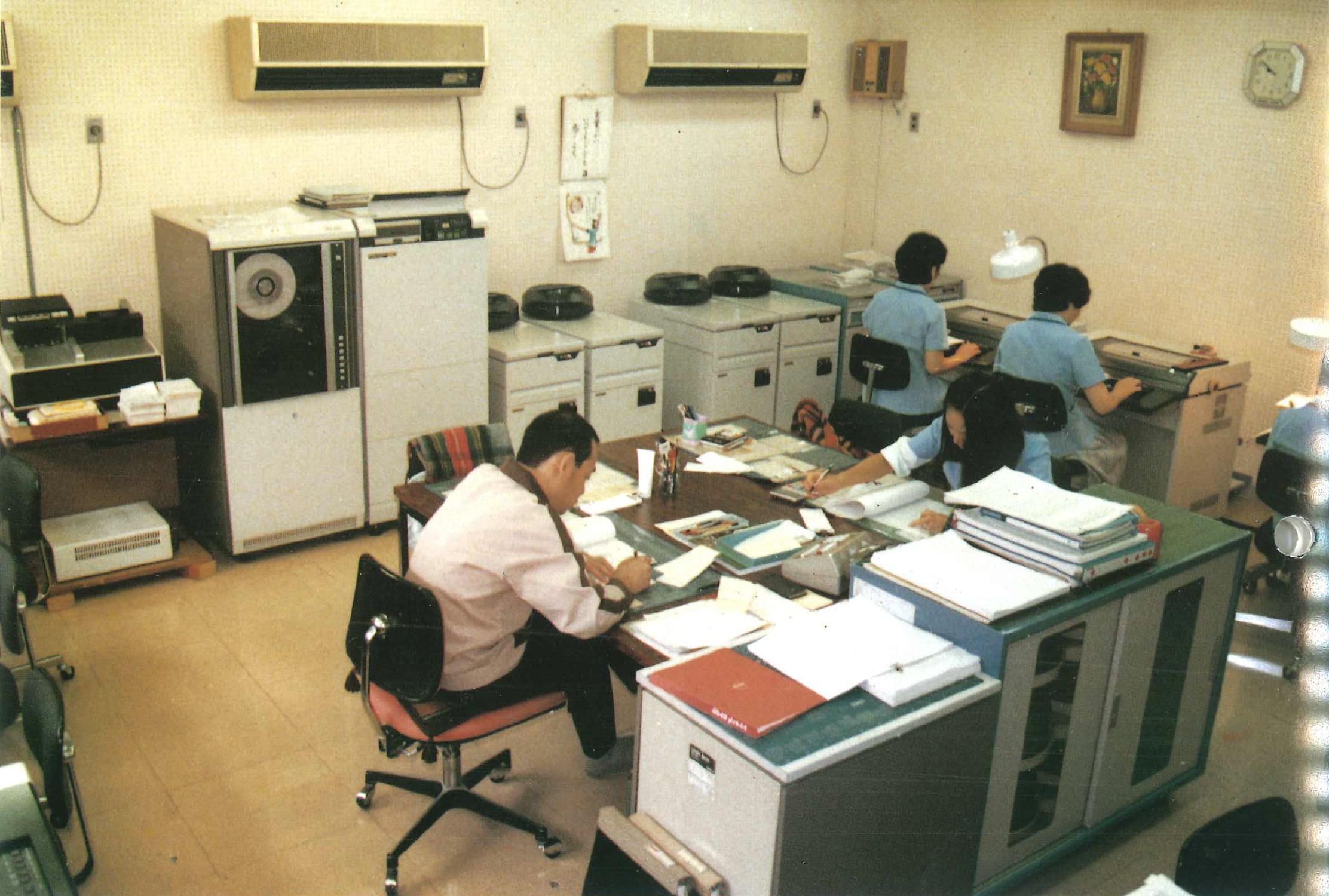 電算室